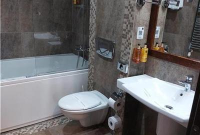 Apartament cu 3 camere decomandat, mobilat în Poiana Brașov - 11