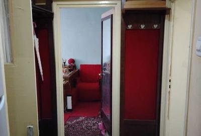 Apartament cu 3 camere decomandat în Central - 1