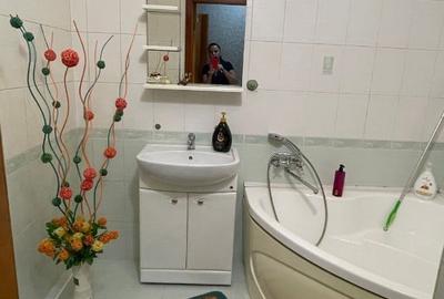 Apartament cu 2 camere decomandat în Europa - 7
