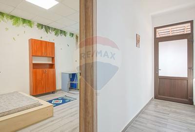 Apartament cu 3 camere decomandat, mobilat în Dârste - 14