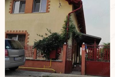 Casă cu Teren 650 Mp în Vințu de Jos - 2