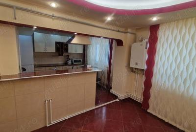 Inchiriez apartament 3 camere - 5