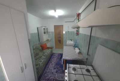 Apartament cu 3 camere decomandat în Dorohoi - 4