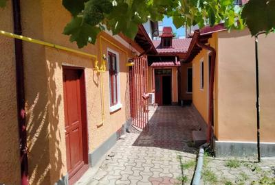 Casă individuală cu 3 camere în Iancului