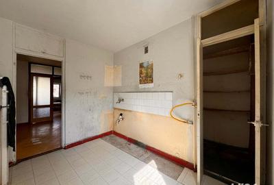 Apartament cu 3 camere decomandat în Central - 9