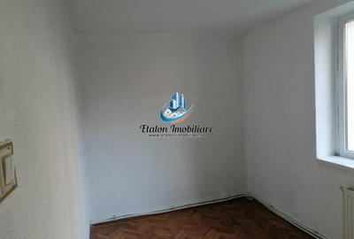 Apartament cu 3 camere decomandat în Calea Romanului - 5