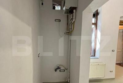 Apartament 3 camere, tavan inalt, garaj, zona bld 16 Decembr - 9