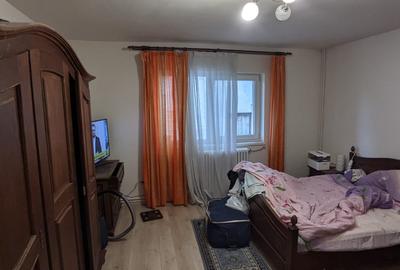 Casă cu etaj de vânzare, 5 camere, 2 băi, Dâmbu Rotund zona strada Livezeni - 22
