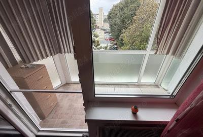 Apartament 2 Camere, etajul 2, zona Miorita piata - 1