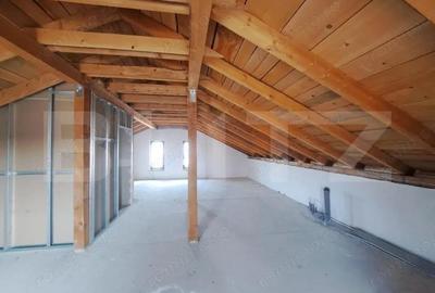 Casă cu 7 camere cu Teren 500 Mp în Sânpetru - 9