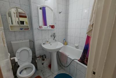De vânzare – Apartament 2 camere, Micro 40, Bld. Traian Vuia - 6