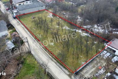 Spațiu comercial, în Central - 4