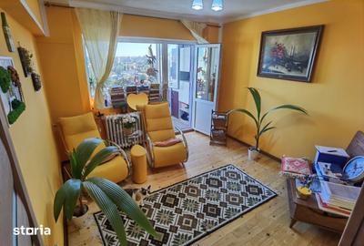 Apartament cu 3 camere decomandat în Tei - 2