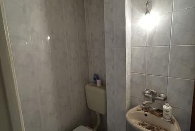 Apartament cu 3 camere decomandat în Central - 10