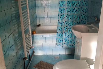 Inchiriez apartament - 2