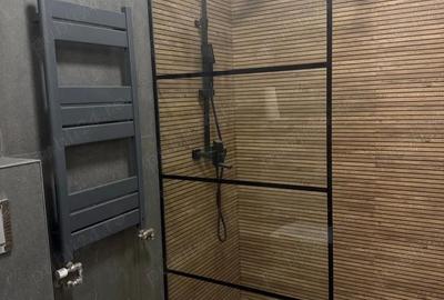 Apartament cu 3 camere semidecomandat în Florești - 1