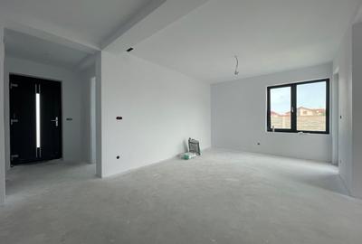 Duplex cu 5 camere cu Teren 300 Mp în Urseni - 4