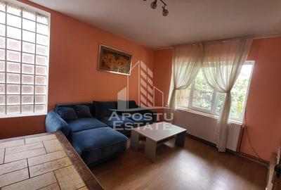Casa individuala cu 7 camere,si teren de 550 mp,Dudestii Noi