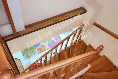 Vand casa ecologica pe structura din lemn si fundatie din beton, an constr. 2008 - 12