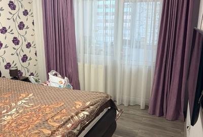 Apartament cu 4 camere decomandat în Central