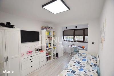 Casă cu 4 camere cu Teren 235 Mp în Central