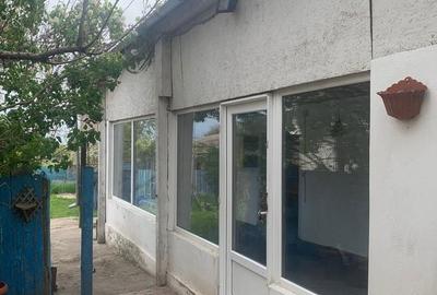 Casă cu 4 camere cu Teren 2000 Mp în Jurilovca - 5