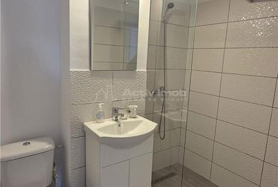 Apartament cu 2 camere decomandat în Central - 3