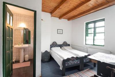 Hotel/Pensiune, de 554 mp, în Cetății - 24