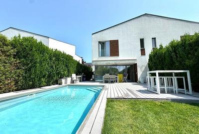 Vilă cu Piscina in Tunari - 2