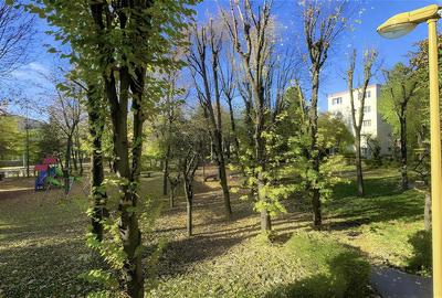 Apartament cu 3 camere semidecomandat, mobilat în Gemenii - 9