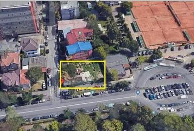 Teren de 634 mp, în Central