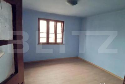 Teren de 1000 mp, în Cernele - 1