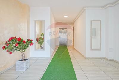 Apartament cu 2 camere semidecomandat, mobilat în Tractorul - 20