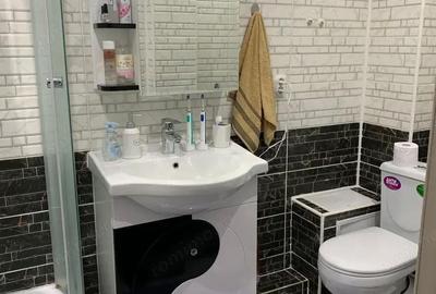 Apartament cu 2 camere decomandat în Apărătorii Patriei