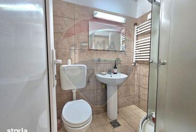 Casă cu 4 camere cu Teren 371 Mp în Universitate - 1