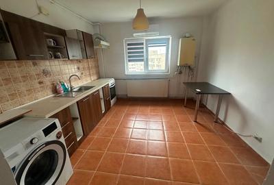 **Ocazie** 2 camere decomandat Lujerului