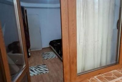 Garsonieră decomandată în Central - 2