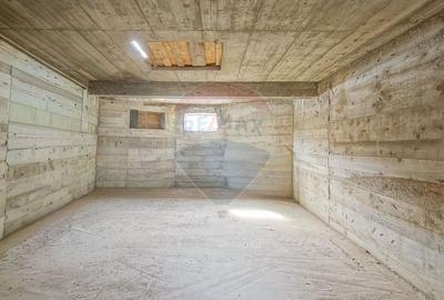 Casă cu 6 camere cu Teren 847 Mp în Hălchiu - 14