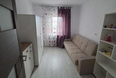 Apartament cu 3 camere decomandat în Brăilei - 3