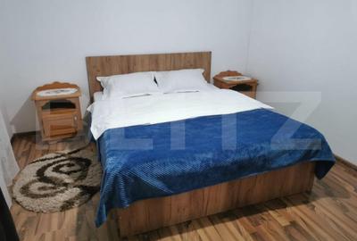 Casă cu 5 camere cu Teren 2200 Mp în Central - 2