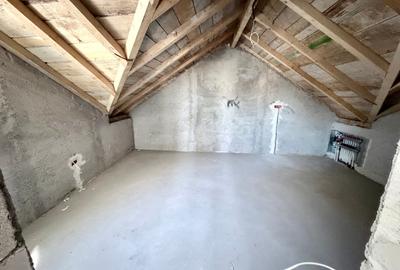Duplex cu 5 camere cu Canalizare în Sud - 22