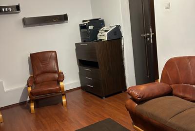 Apartament cu 3 camere semidecomandat în Central - 2