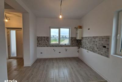 Casă cu 4 camere cu Teren 250 Mp în Bucovăț - 2