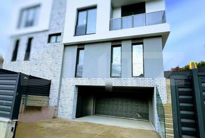 Casă cu 5 camere cu Teren 280 Mp în Borhanci