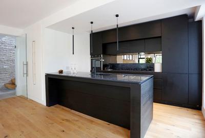 Casă cu 3 camere cu Teren 850 Mp în Central - 8