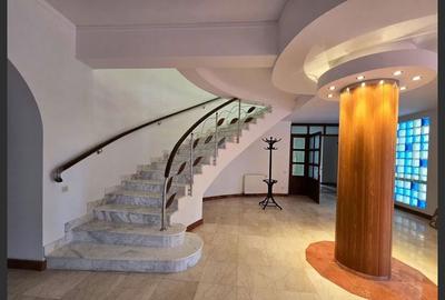 Vând Hotel/Pensiune Breaza: 15 camere, 1000 mp - 6