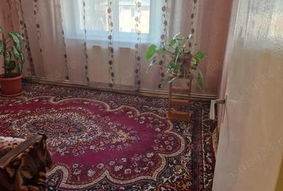 Vand apartament cu 4 camere in centru Turzii - 2