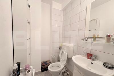 Apartament cu 4 camere decomandat în Micro 16 - 3