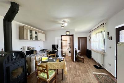 Casă cu 4 camere cu Teren 12356 Mp în Râșca - 18