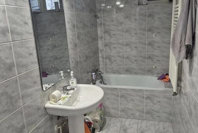 Apartament cu 2 camere decomandat în Central - 1